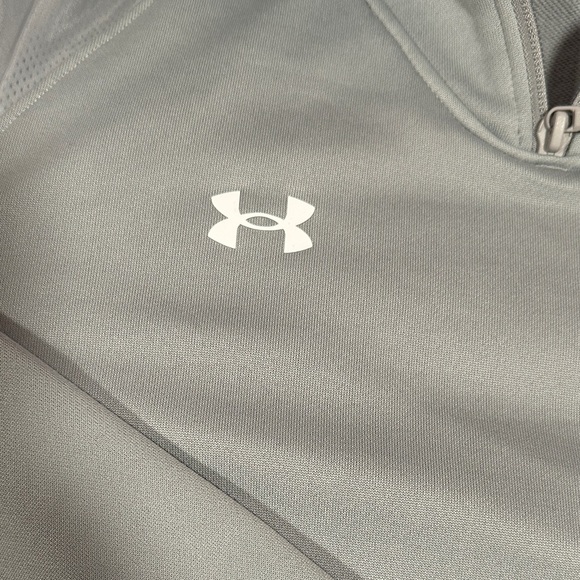 Under Armour Light Gray Quarter-Zip Pullover BNWT - Picture 3 of 9